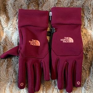 Ladies North Face winter gloves